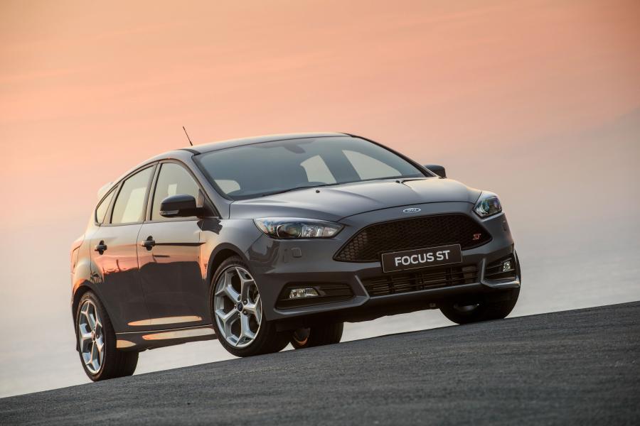  Ford Focus ST 2015 года  (ZA) (фото 21 из 30)